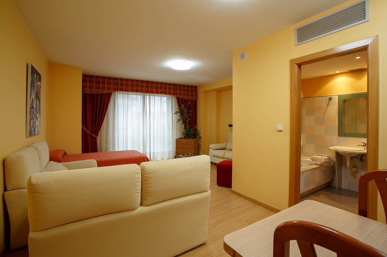 Hotel Restaurante Pontinas Lalín المظهر الخارجي الصورة